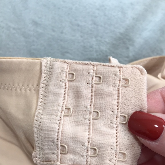 Wacoal Red Carpet  Medium Control Convertible Bodysuit Size 38D New - Picture 10 of 12